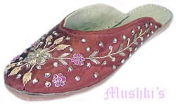 beaded slipper - click here for large view